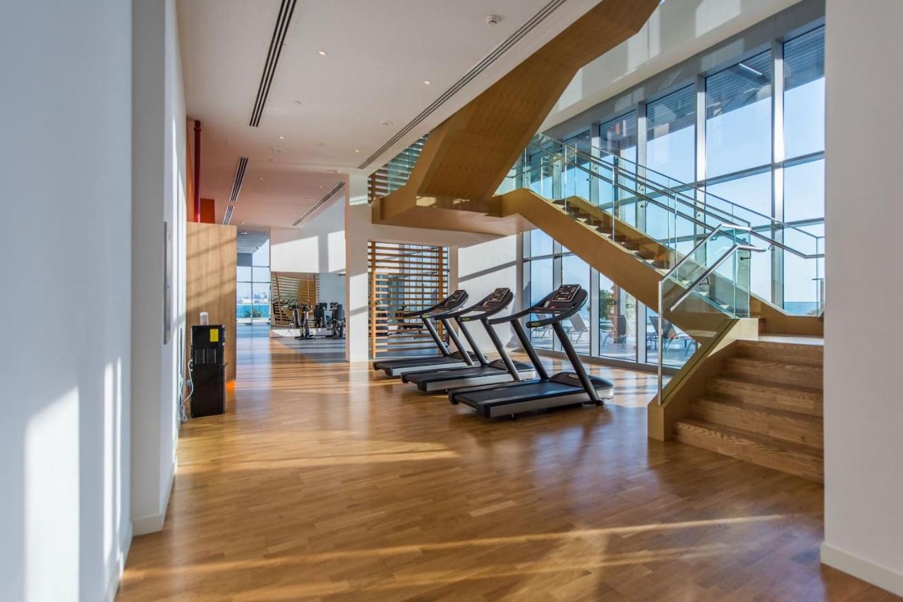 Spectacular 3 Bedroom Condo With Maids Room Facing The Dubai Eye Exteriör bild