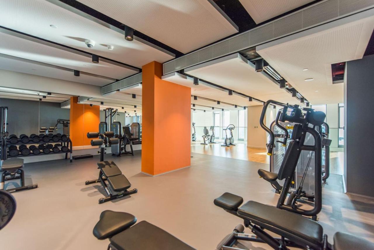 Spectacular 3 Bedroom Condo With Maids Room Facing The Dubai Eye Exteriör bild